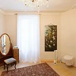 Chateau La Rametiere Bed & Breakfast