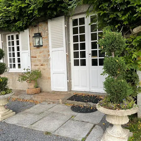 Chateau La Rametiere Bed and breakfast