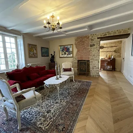 Chateau La Rametiere Bed and breakfast