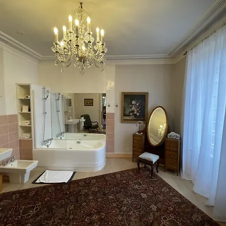 Bed & Breakfast Chateau La Rametiere