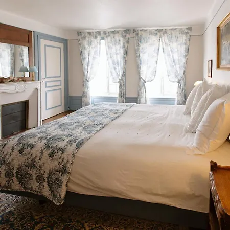 ベッド・アンド・ブレックファスト Chateau La Rametiere 4*