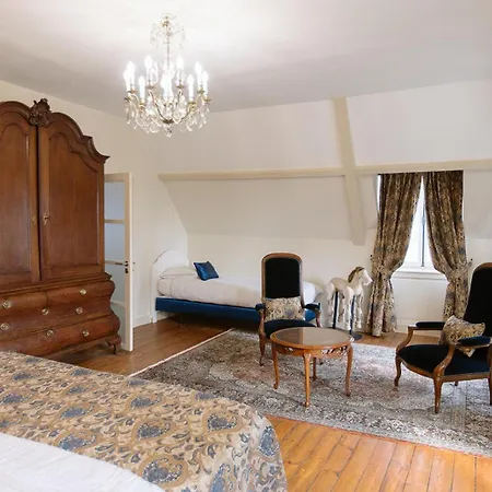ベッド・アンド・ブレックファスト Chateau La Rametiere 4*