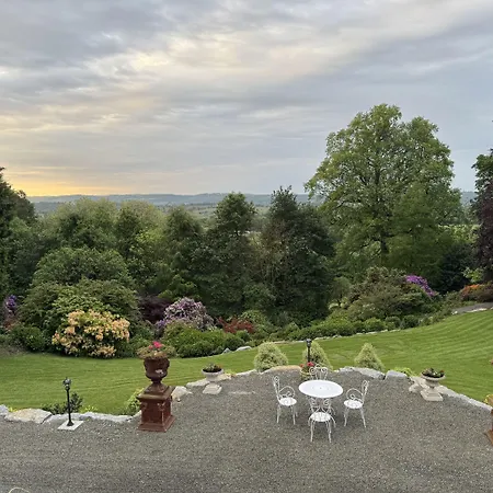 Chateau La Rametiere Bed and breakfast