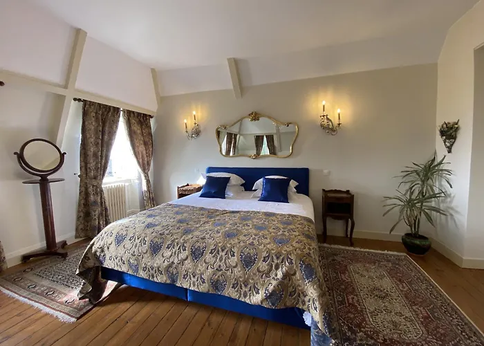 Bed & Breakfast Chateau La Rametiere 3*