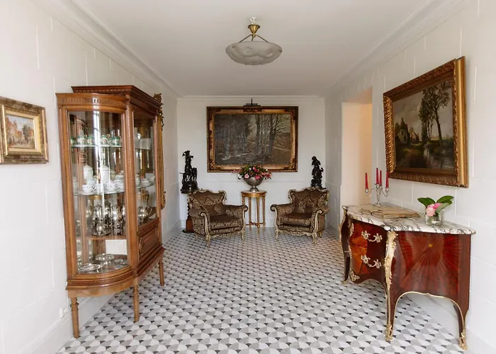 Oda ve Kahvaltı Chateau La Rametiere